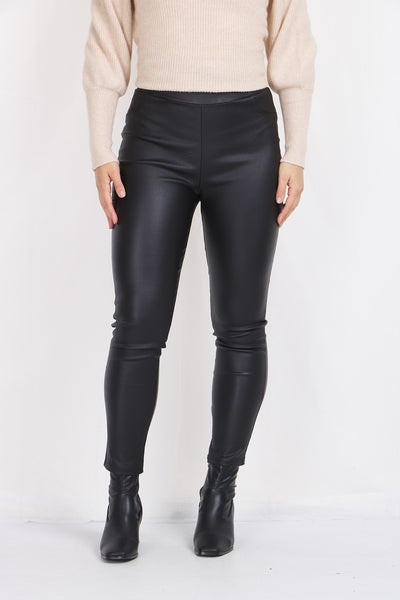 Wet hot sale pants look